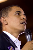 Sen. Barack Obama speaking at Keene State College